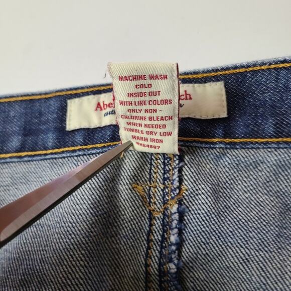 Abercrombie & Fitch Women's Denim 90s Preppy Button Fly Skirt Back Slit Y2K 8 - Picture 11 of 12